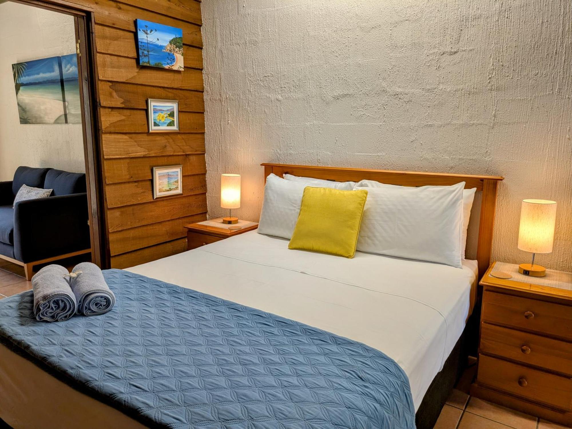 Beachside Cottage - A Private Peaceful Hidden Gem 50M To Beach Nelly Bay エクステリア 写真